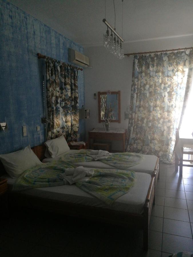 Adamas Rooms Palaiochora Ngoại thất bức ảnh